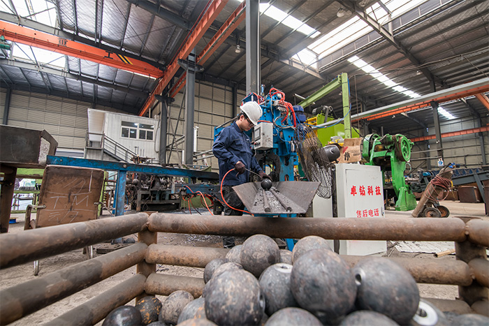 安徽网架配件-螺栓球加工车间